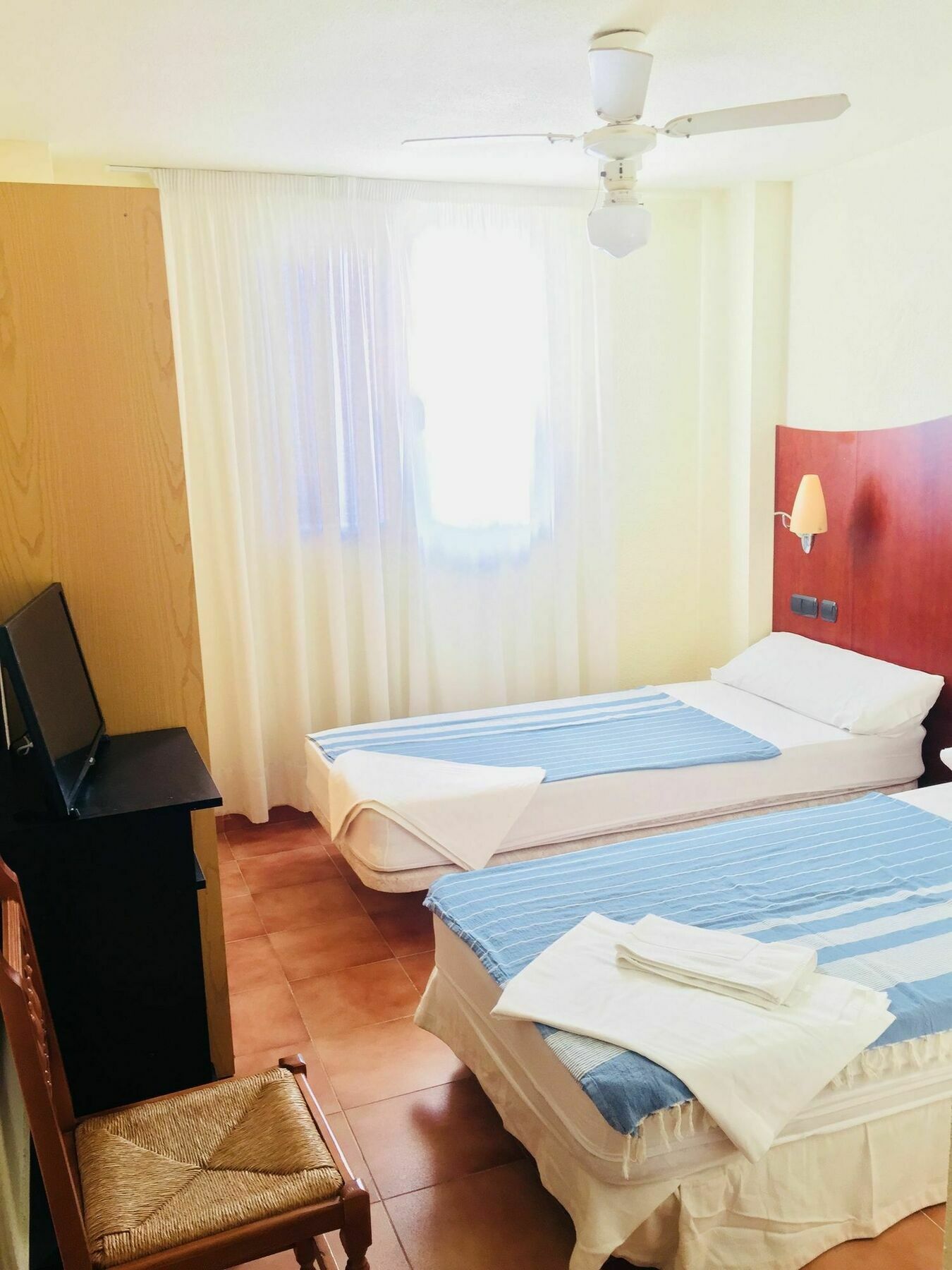 Hostal Bahia Alicante La Condomina Kültér fotó